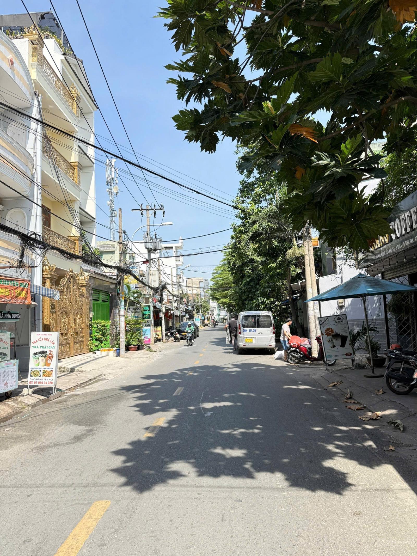 Bán nhà MT Đô Đốc Long 4,3 x 19m giá 7,9 tỷ Bán nhà MT Đô Đốc Long 4,3 x 19m giá 7,9 tỷ