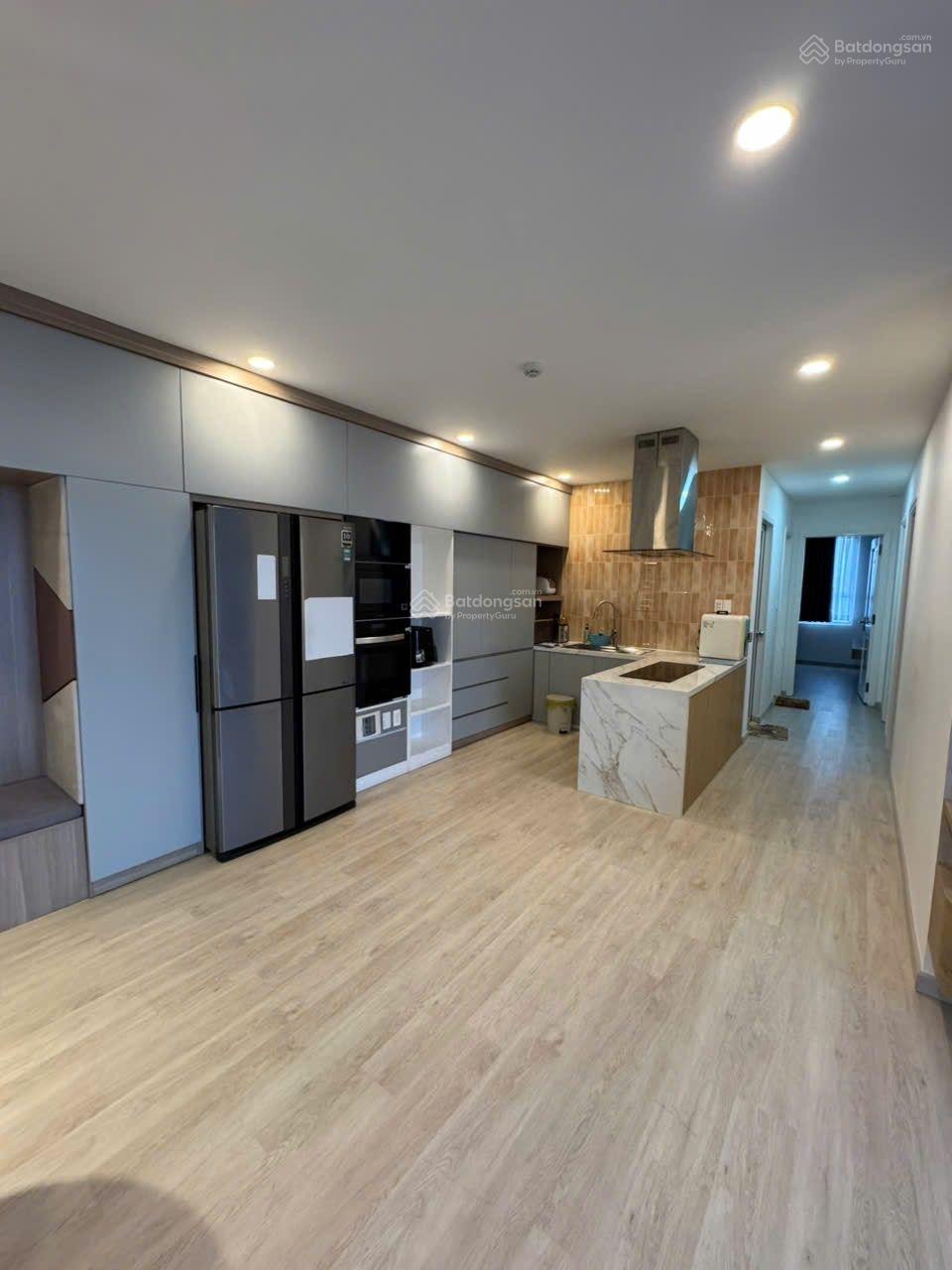 Cho thuê CC Florita, Tân Hưng, Q7, HCM 18 triệu, 103m2 full nội thất mới đẹp căn góc view Q1 đẹp.