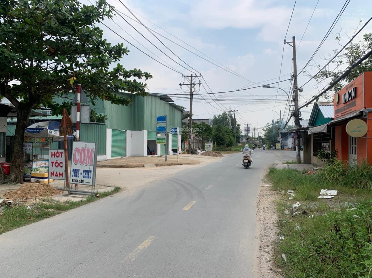 Bán 2 nền đất mặt tiền đường - Bưng Ông Thoàn 8,2 tỷ/105m2 Bán 2 nền đất mặt tiền đường - Bưng Ông Thoàn 8,2 tỷ/105m2