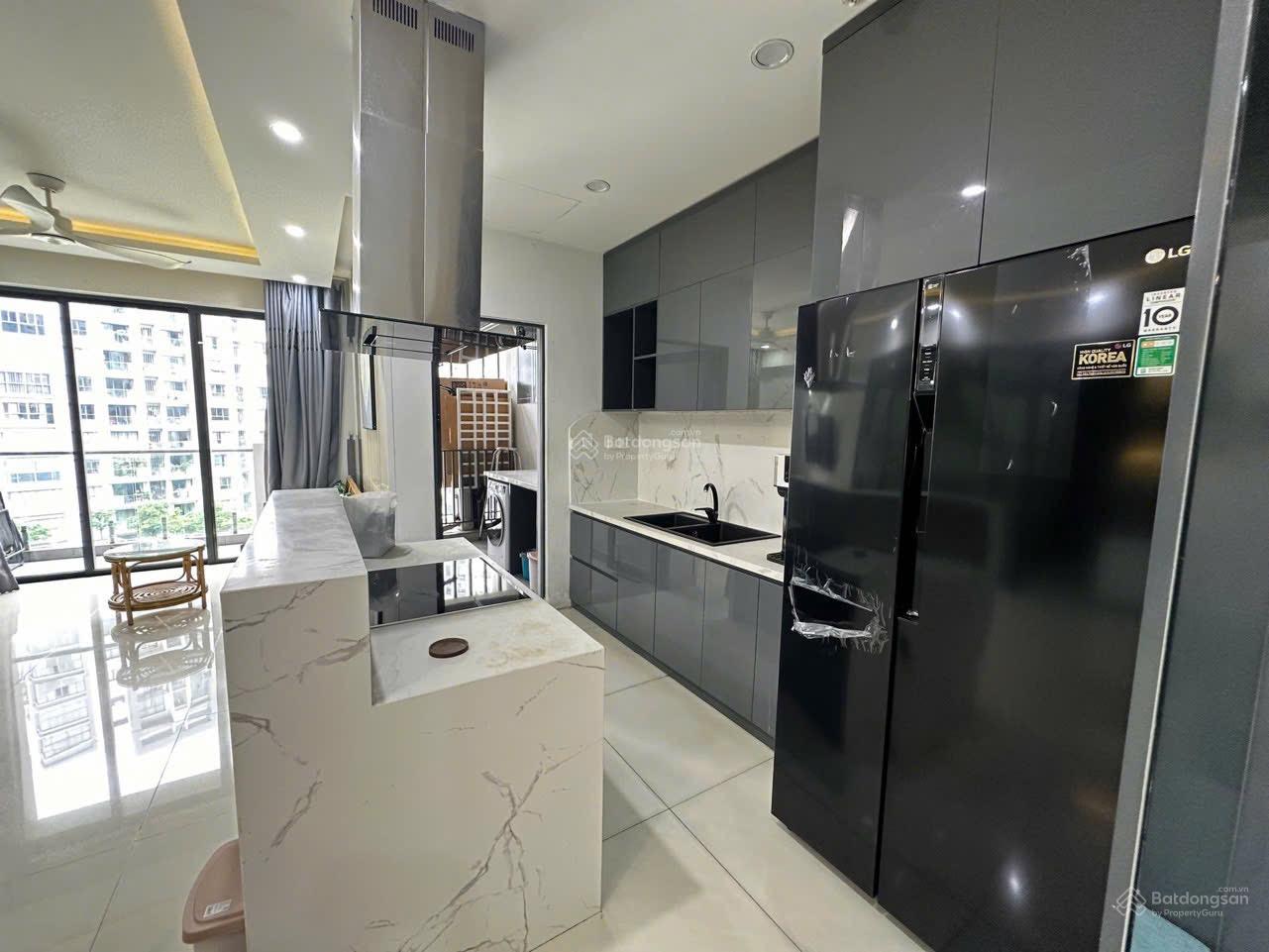 Chính chủ ký gửi cho thuê căn hộ 2pn 2wc 1 kho 84m2 gần full 14 triệu