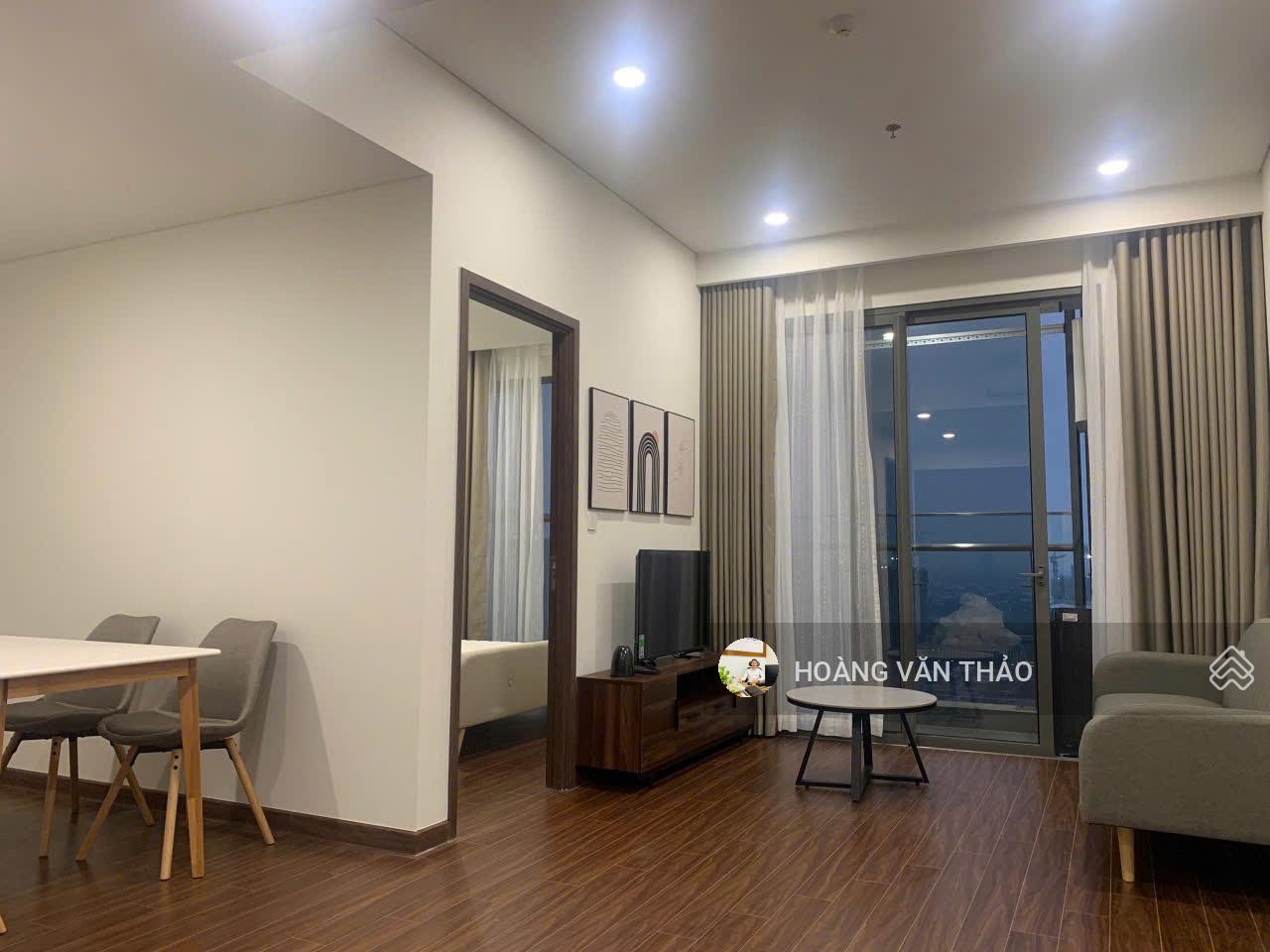 Cho thuê căn hộ 1PN+1 Masteri Waterfront, toà H2, view hồ - biệt thự Ngọc Trai cực thoáng - đẹp. Cho thuê căn hộ 1PN+1 Masteri Waterfront, toà H2, view hồ - biệt thự Ngọc Trai cực thoáng - đẹp.