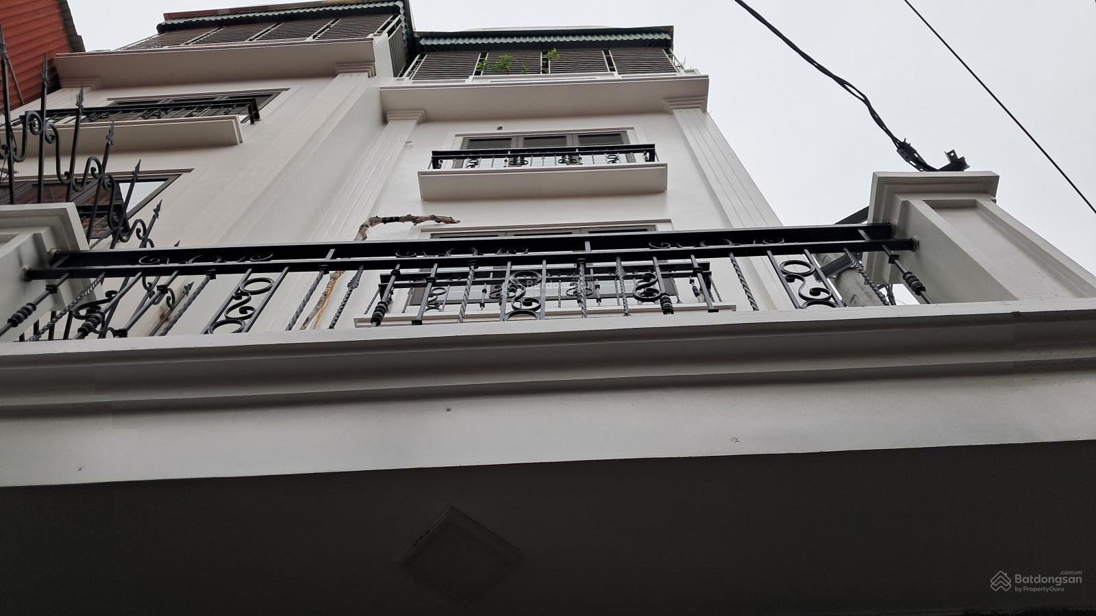 NHÀ DÂN XÂY phố Ngô Gia Tự - Đặng vũ hỷ, CĂN GÓC ,5 tầng,3 ngủ rộng thênh thang