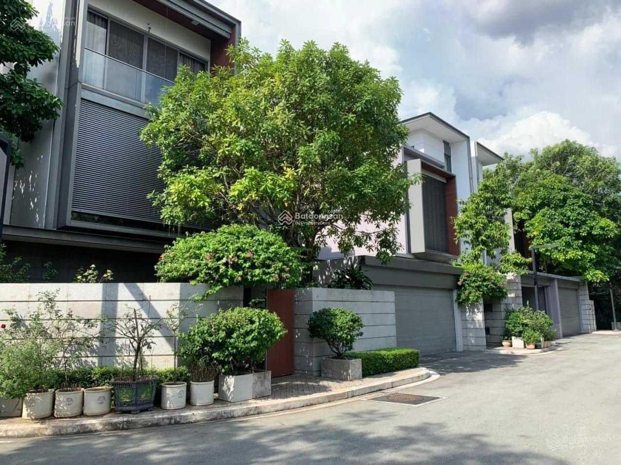 CẦN BÁN SIÊU BIỆT THỰ ĐẸP NGAY VÕ TRƯỜNG TOẢN , T. ĐIỀN , QUẬN 2, DTCN GẦN 540 M2 GIÁ CHỈ 148 TỶ