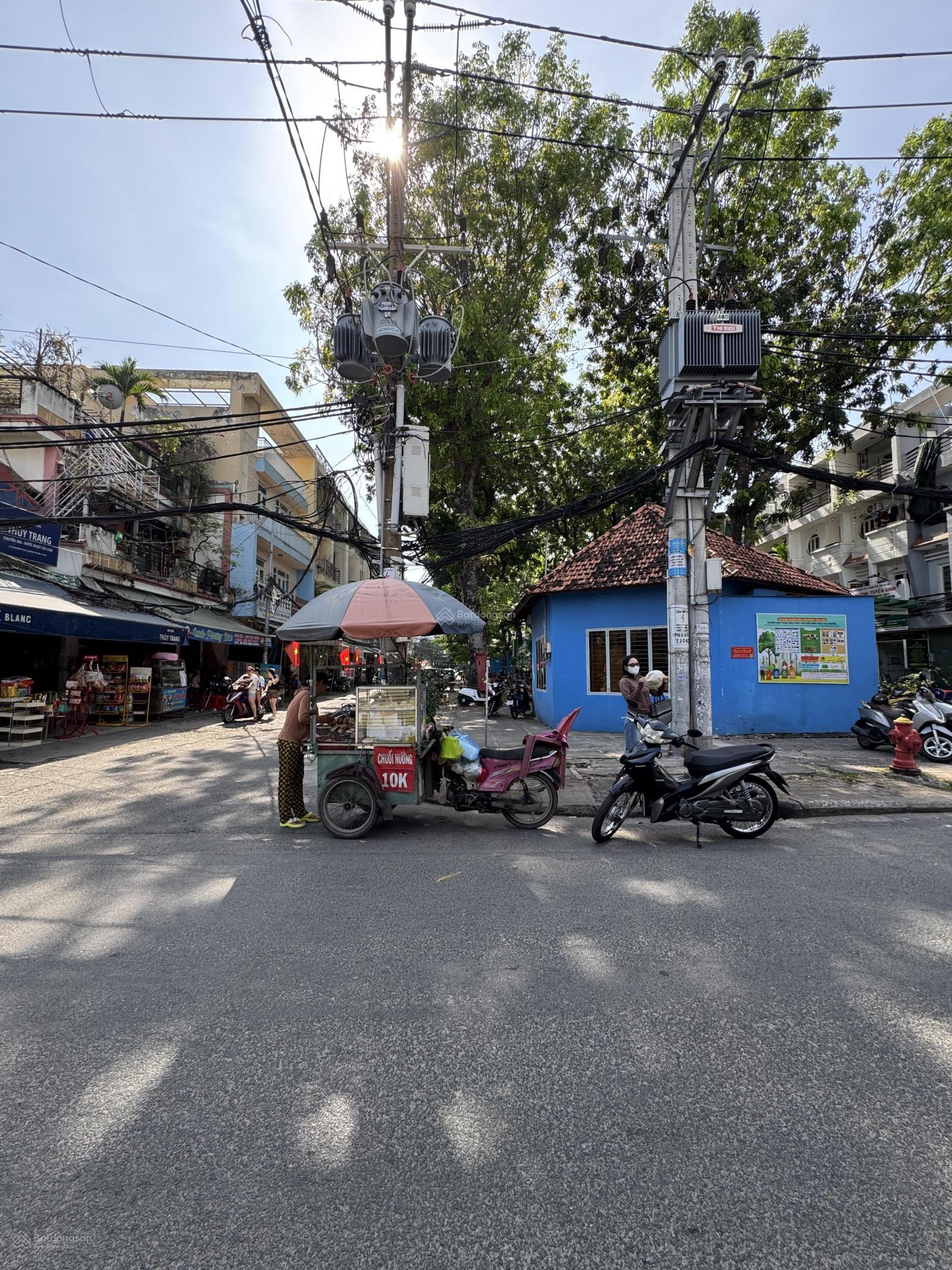 Bán căn mặt tiền thụt ngay công viên Nguyễn Sỹ Sách, phường 15, Tân Bình (112m2) chỉ 13 tỷ TL