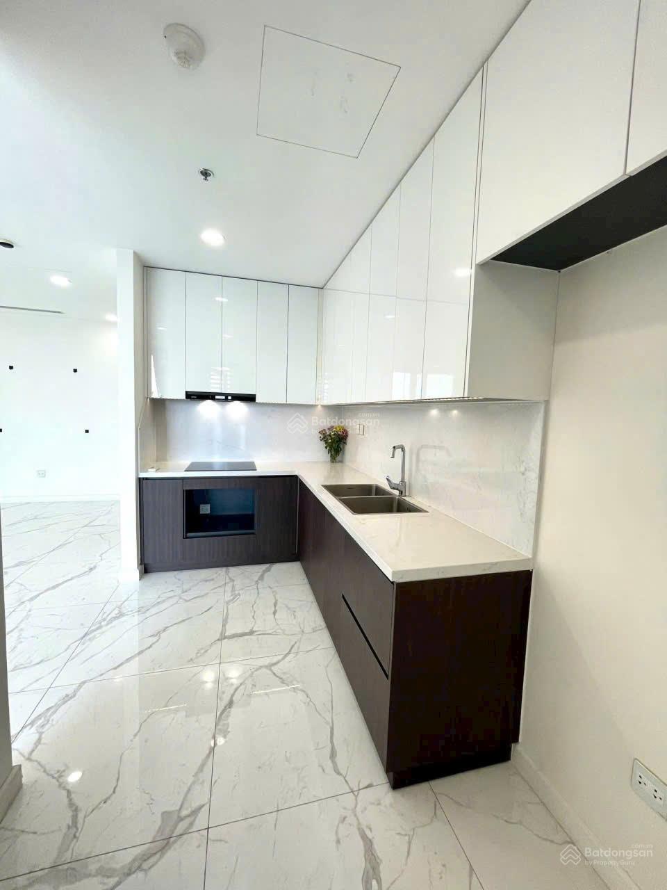 Giá tốt nhất Sunshine Sky City 4PN 3WC 132m2 chỉ 8.5 tỷ LH Vương 0357 313 *** chính chủ Giá tốt nhất Sunshine Sky City 4PN 3WC 132m2 chỉ 8.5 tỷ LH Vương 0357 313 *** chính chủ