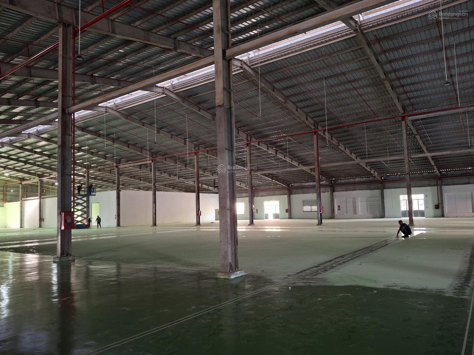Cho thuê nhà xưởng 6480m2 (13,600m2) KCN Dĩ An, Bình Dương