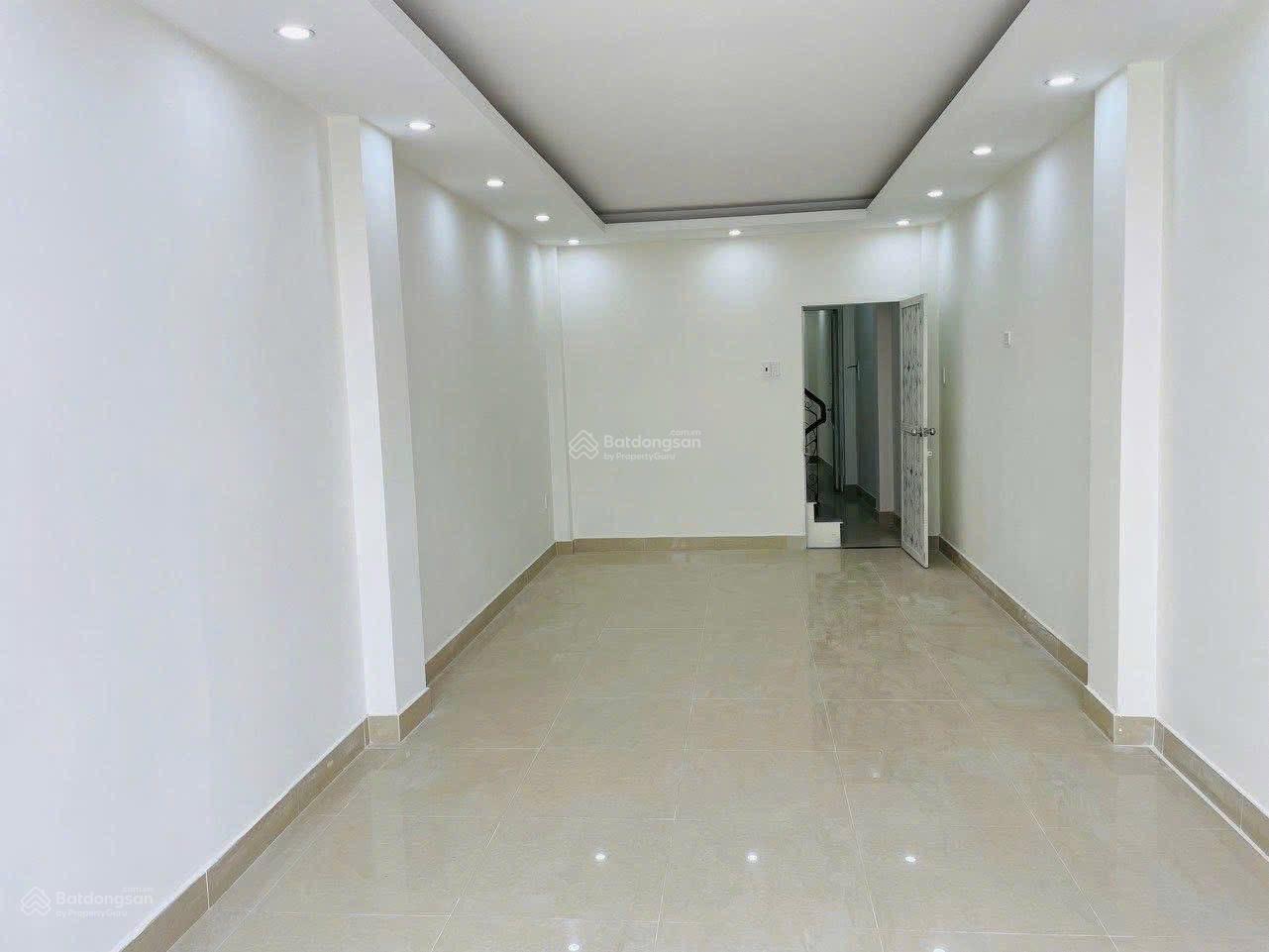 Bán nhà mặt tiền Lý Tự Trọng, P1, Vũng Tàu, 84m2 xây 1T + 3L vị trí siêu đắc địa, giá 10,8 tỷ