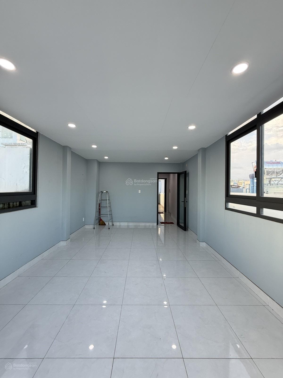 NHÀ ĐẸP - Ở NGAY - ĐẶNG LỘ - GIÁP QUẬN 10 - 81M2 - 5TẦNG - 6PN - GIÁ 14,5TỶ -LH 0949 351 *** Mr Toản