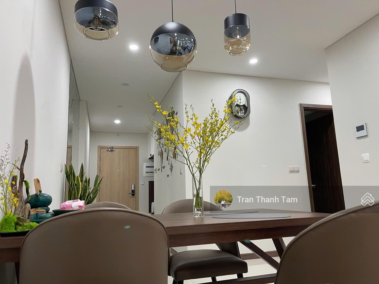 Cần bán CC Sacomreal 584 76M2 2PN 2WC có sổ 3ty6. LH: 0932 349 *** Thanh Tâm