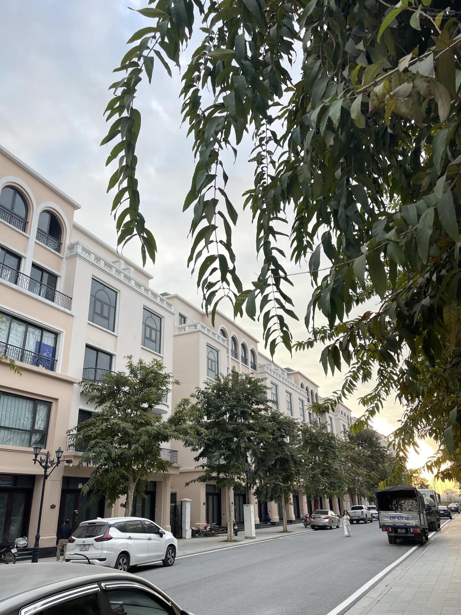 Cần bán gấp Vin 2- hải âu 75m, hoàn thiện 2 tầng giá chỉ 12ty2 nằm trên trục đường thông 20m