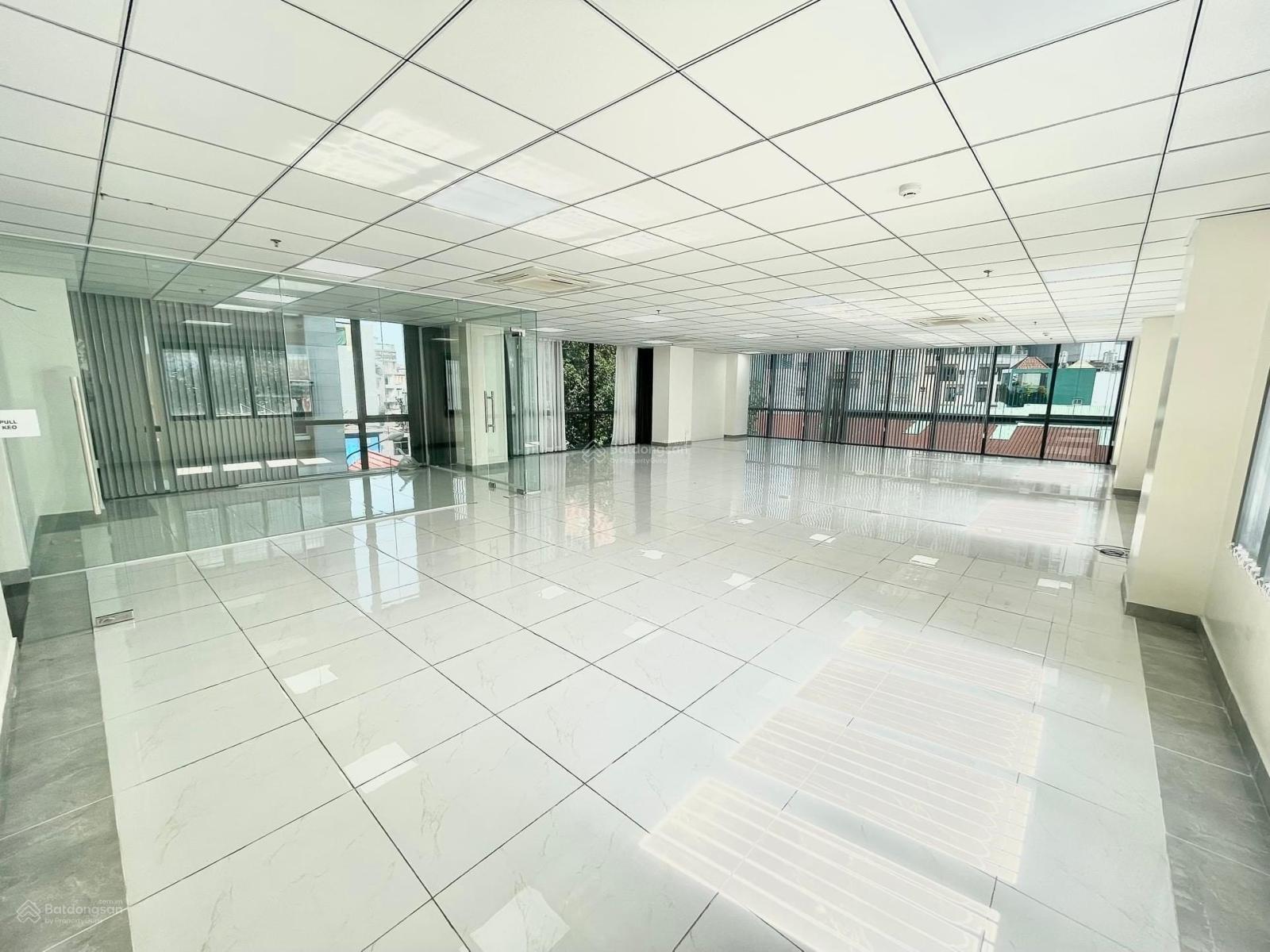 Cho thuê văn phòng phố Kim Giang giá chỉ 8tr/tháng