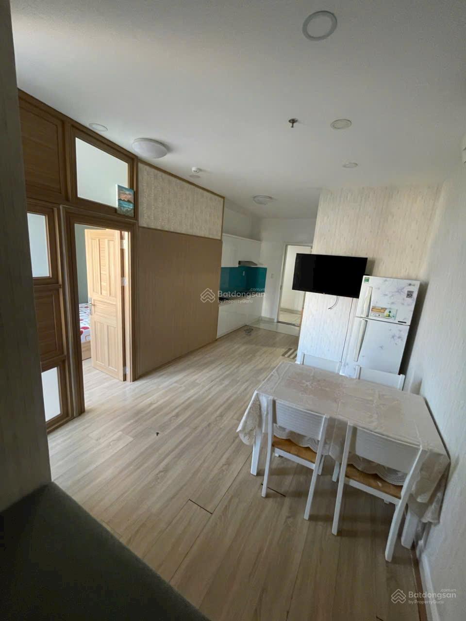 Chính chủ chào bán căn 1PN 42m2 CC Florita Q7, sát Lottemart