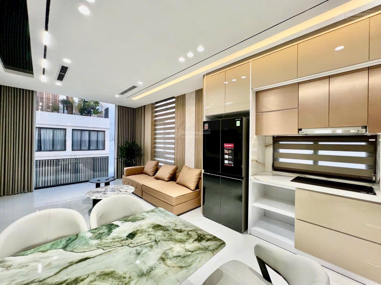 Nhà mới kinh doanh TĐC Ngọc Thụy xây 7 tầng thang máy - full nội thất giá cực tốt chỉ 24.6 tỷ