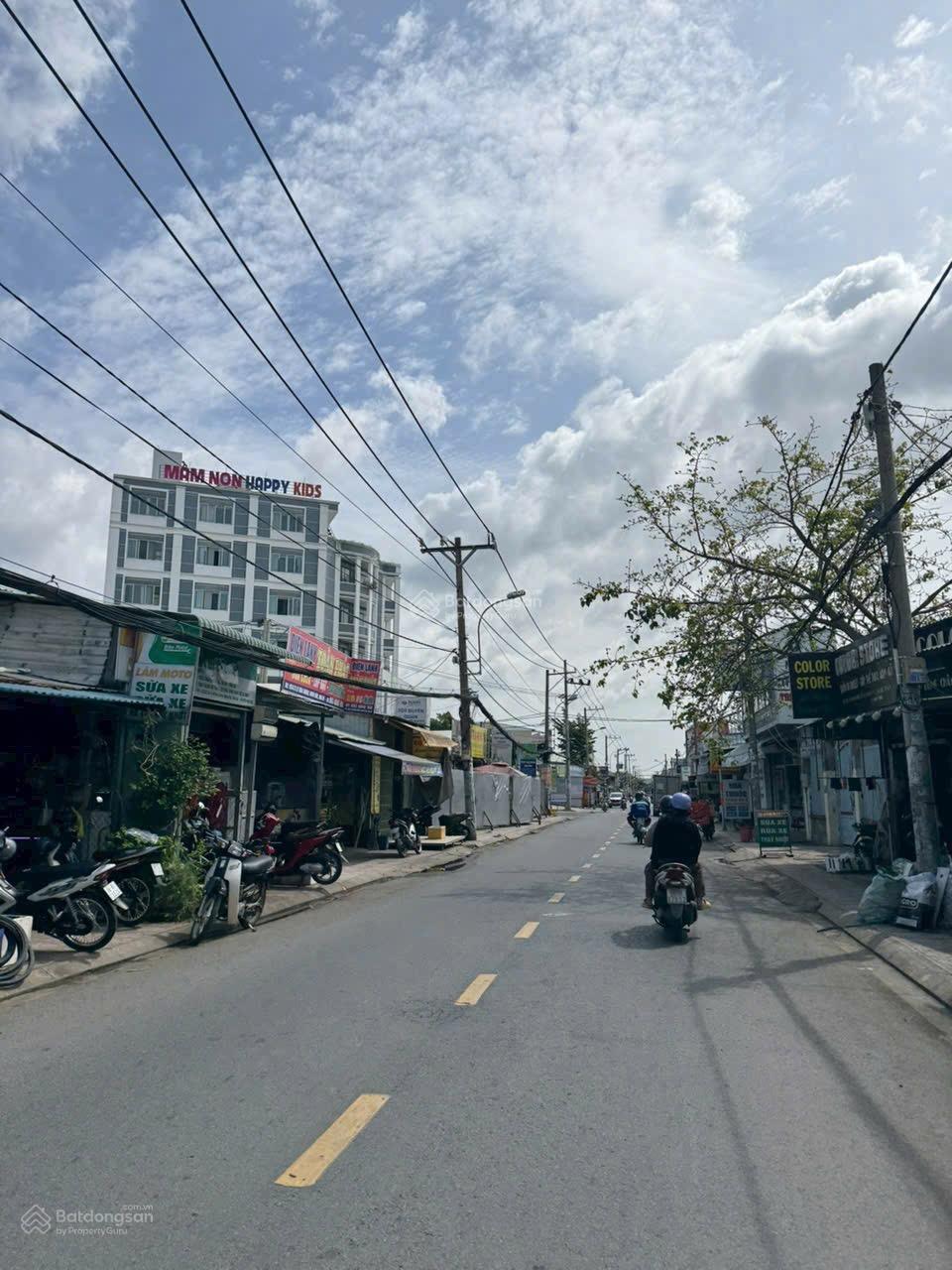 Bán đất full thổ cư - 2 mặt tiền trước sau - Đường 6m - Lê Văn Lương - 121,8m2 - Có giá: 35tr/m2