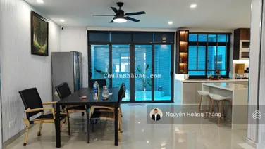 Cho thuê biệt thự 70tr/th 5PN full nội thất luxury, Q.2 - 550m2 sàn, vào ở ngay LH 0936 890 ***