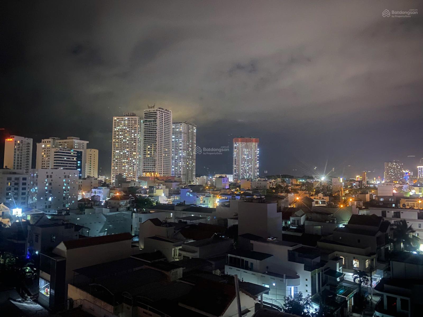 Nhà Mặt Tiền Bắc Sơn  7 Tầng, 18 Phòng, Cách Biển Hòn Chồng 200m  Giá Tốt 12,6 Tỷ