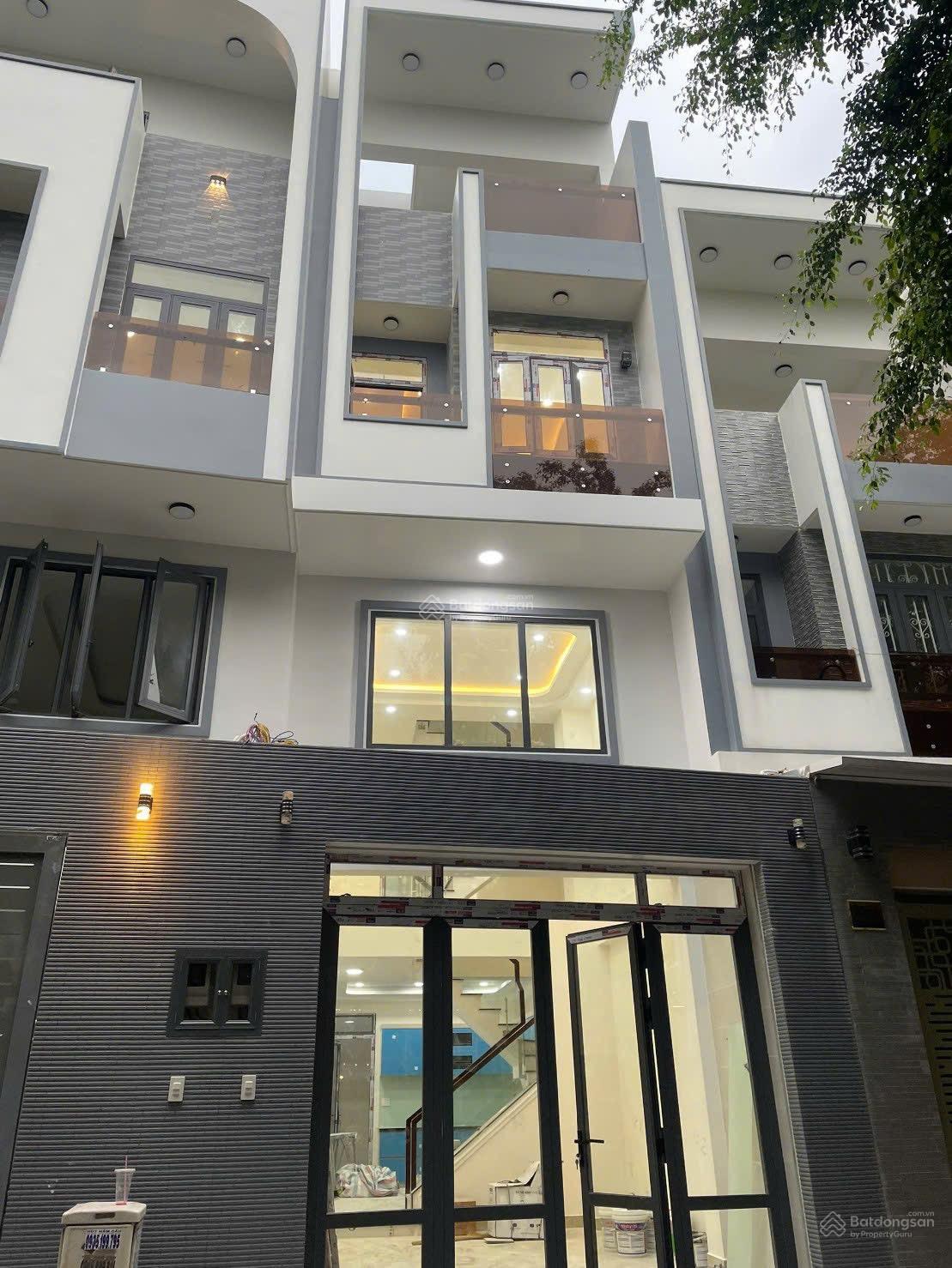 Giá đẩu tư MT thụt Quốc Lộ 13 gần Vạn Phúc chỉ 9,25 tỷ nhà mới 100% 59m2 ngang 6,5 m