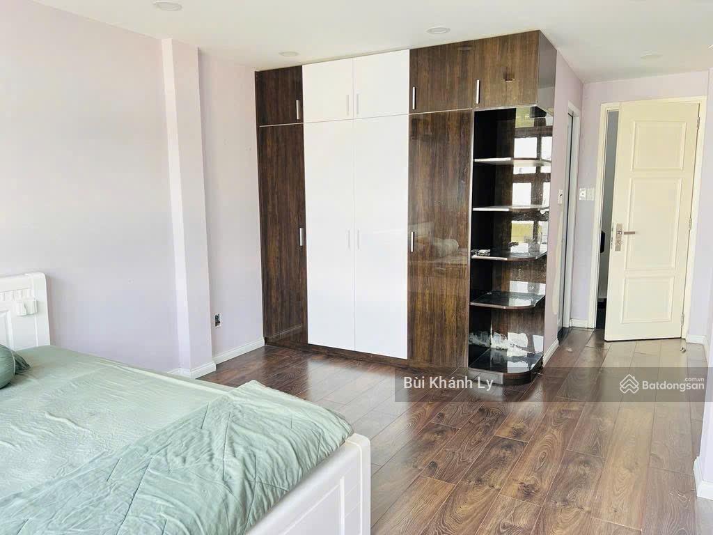 Mặt tiền Huỳnh Văn Bánh Phú Nhuận 3 tầng vỉa hè rộng dòng tiền tốt