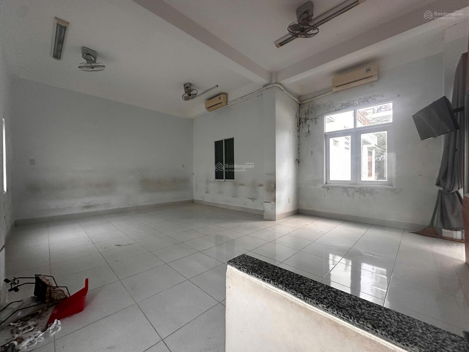 Bán nhà 2 tầng 2 mặt tiền Nguyễn Biểu diện tích 170,4 m ngang 8 m cách biển 200 m giá 24 tỷ 5 Bán nhà 2 tầng 2 mặt tiền Nguyễn Biểu diện tích 170,4 m ngang 8 m cách biển 200 m giá 24 tỷ 5