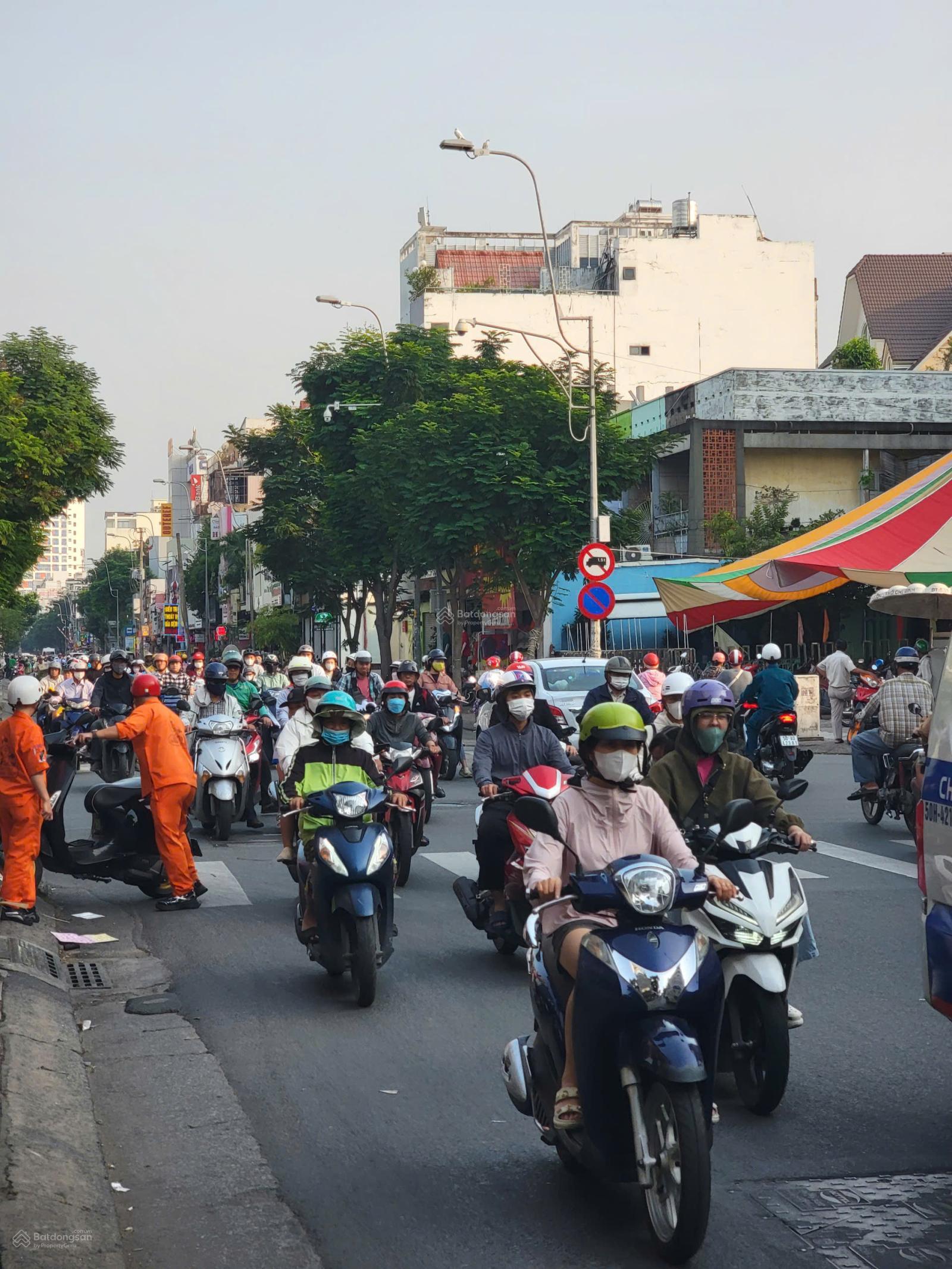 Nhà 3 tầng mặt tiền Lê Vẵn Sỹ - Phú Nhuận - DT 4m X 23m - 25 tỷ TL Nhà 3 tầng mặt tiền Lê Vẵn Sỹ - Phú Nhuận - DT 4m X 23m - 25 tỷ TL