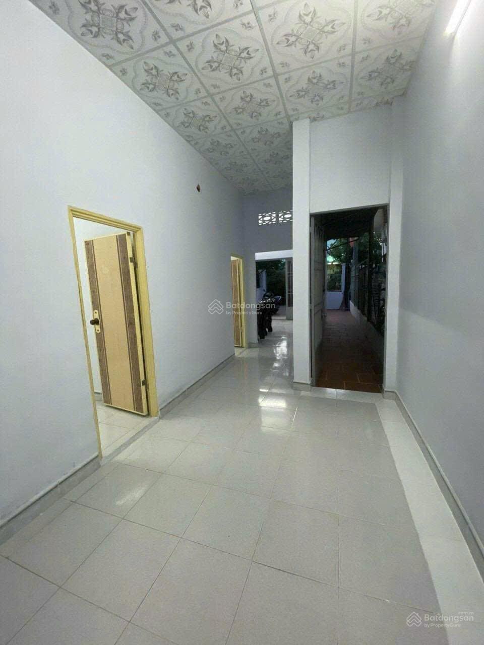 Bán nhà rộng (DT: 110m2 - ngang 5m x 22m) sổ riêng thổ cư 100% đường oto P. Bửu Hoà. Giá chỉ 2,6 tỷ