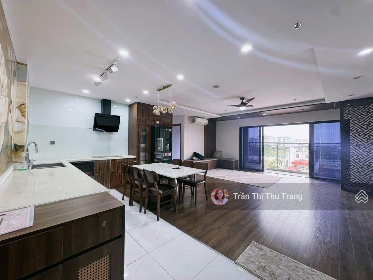 Cho thuê chung cư 3 ngủ tại Phương Đông Green Home - Việt Hưng - căn góc - full nội thất - ở hộ GĐ