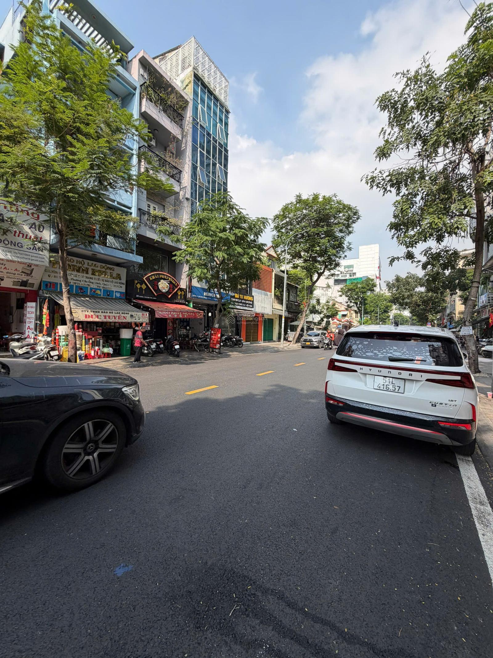 Cực phẩm - khan hiếm - Mặt Tiền 126-128 Yersin , Quận 1 - DT: 8,1m x 20m cn: 161m2- Giá: 125 tỷ