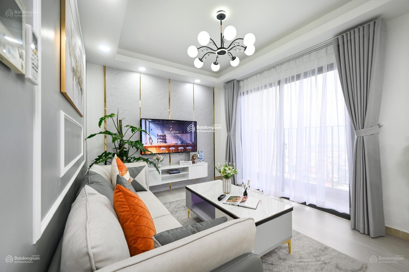 Bán căn hộ The Gold View, 7,5 tỷ, 90m2, 2PN, 2WC, Quận 4, TP. HCM - nhà mới giá tốt hot