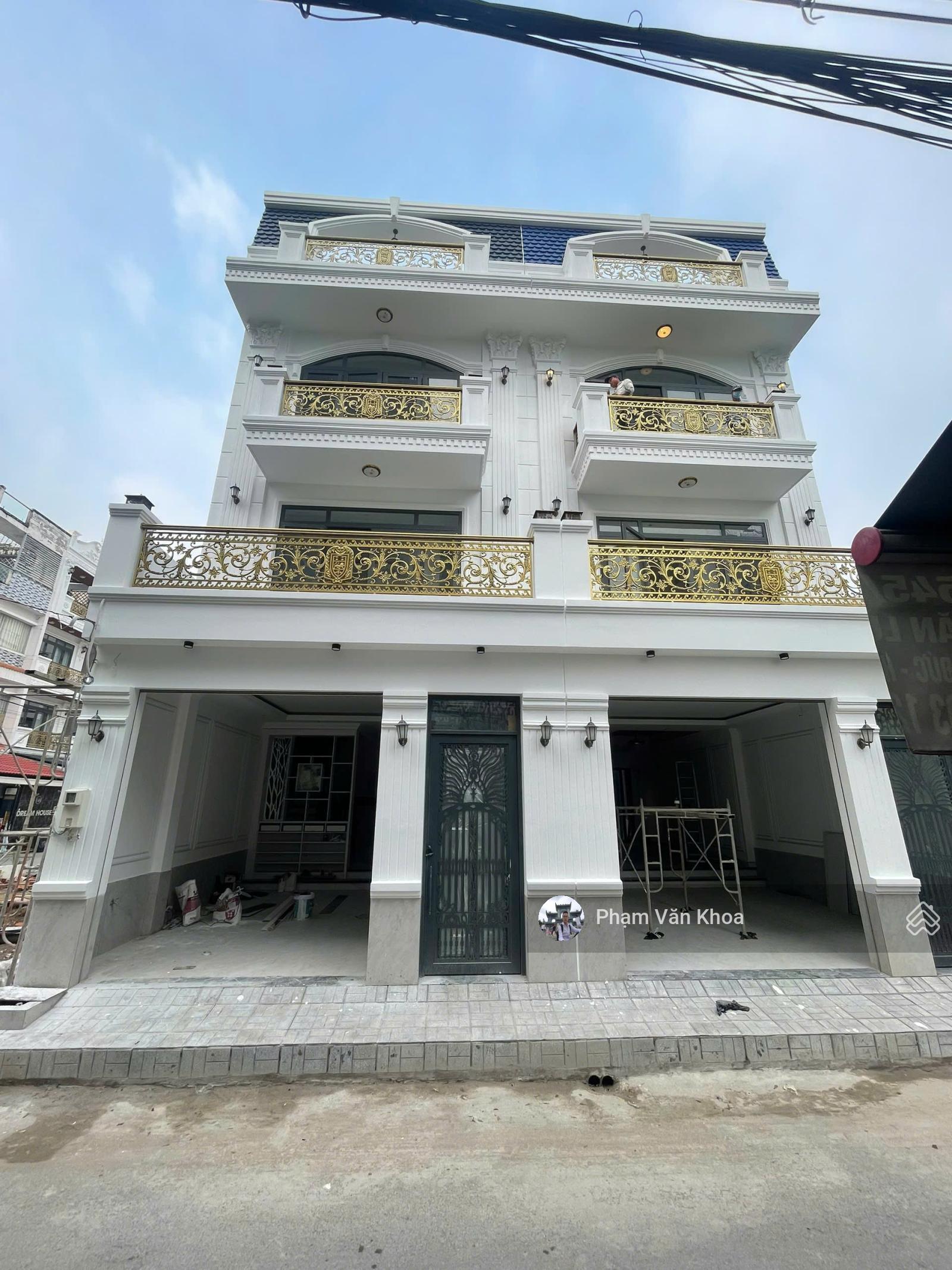 Bán nhà mặt tiền lô nhì đường Lê Văn Lương 4 tầng 5.6 x 15m sổ riêng full nội thất ngay CC Primer