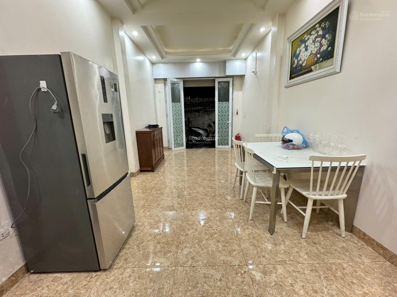 CHO THUÊ NHÀ NGUYÊN CĂN NGÕ 44 HÀO NAM, ĐỐNG ĐA 5TẦNG,3PN,NỘI THẤT ĐẦY ĐỦ Ở NGAY,NGÕ 3 GÁC, GẦN PHỐ