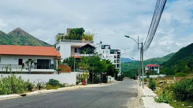 Bán đất biệt thự 2 mặt đường Triệu Quang Phục - Hòn Xện 300m² view biển giá tốt chỉ 16,430 tỷ TL