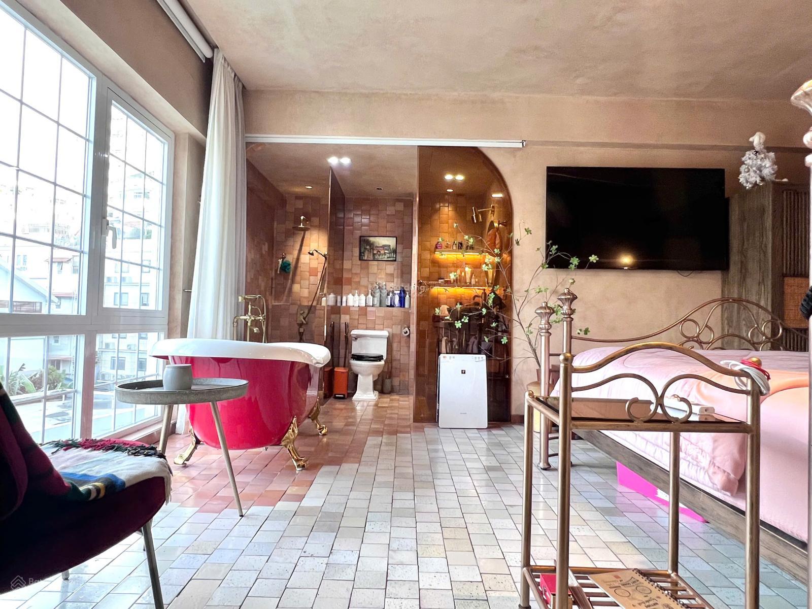 Bán gấp Giá Tốt bao đẹp CHCC Mỹ Phát 137m2, 3PN, ban công rộng, view hồ bơi cực chill Phú mỹ hưng