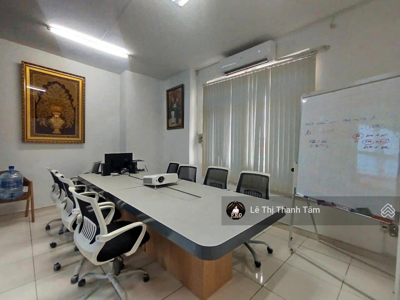 Siêu phẩm góc 2 mặt tiền đường Ba Tháng Hai, Phường 14, Quận 10 - 5 x 30m - HĐT 100tr - giá 3x tỷ Siêu phẩm góc 2 mặt tiền đường Ba Tháng Hai, Phường 14, Quận 10 - 5 x 30m - HĐT 100tr - giá 3x tỷ