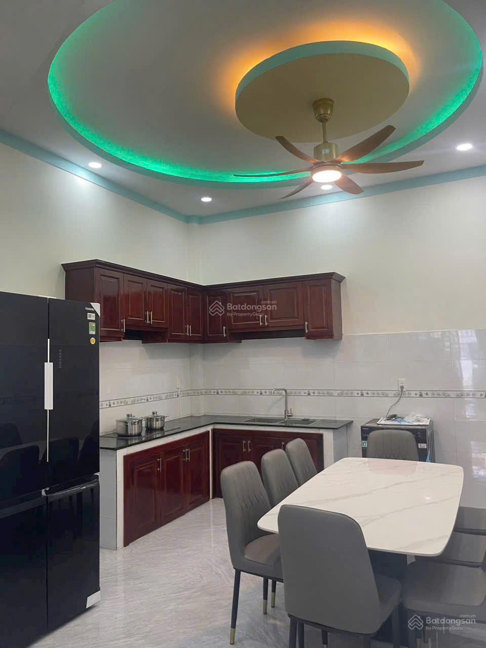 Bán gấp căn nhà riêng Hoàn Công 76m2, 3PN, 2WC - đường xe hơi kế bên bệnh viện Hoàn Hảo