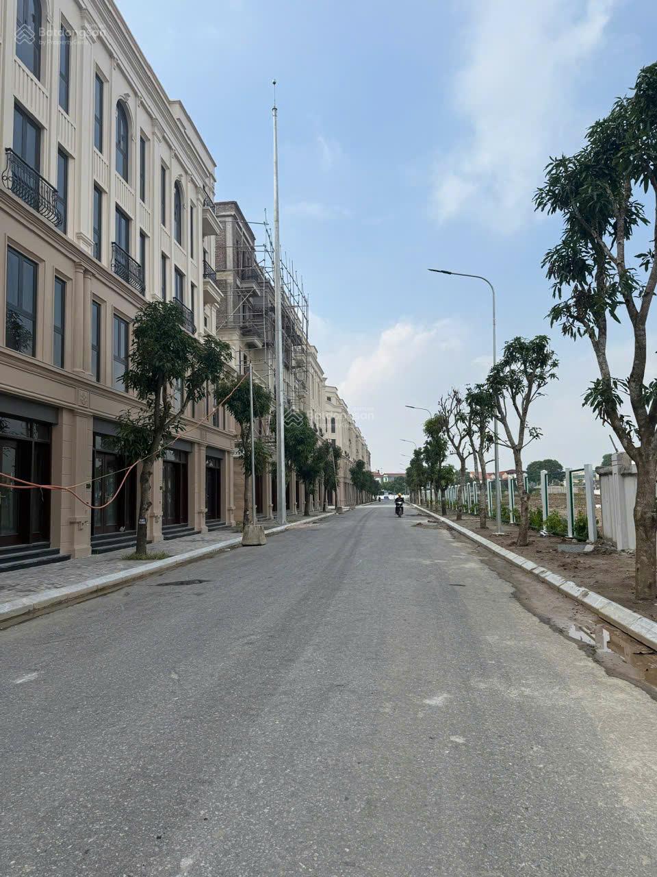 Chính chủ bán liền kề HG1 - 01 Vin Cổ Loa 65 tỷ