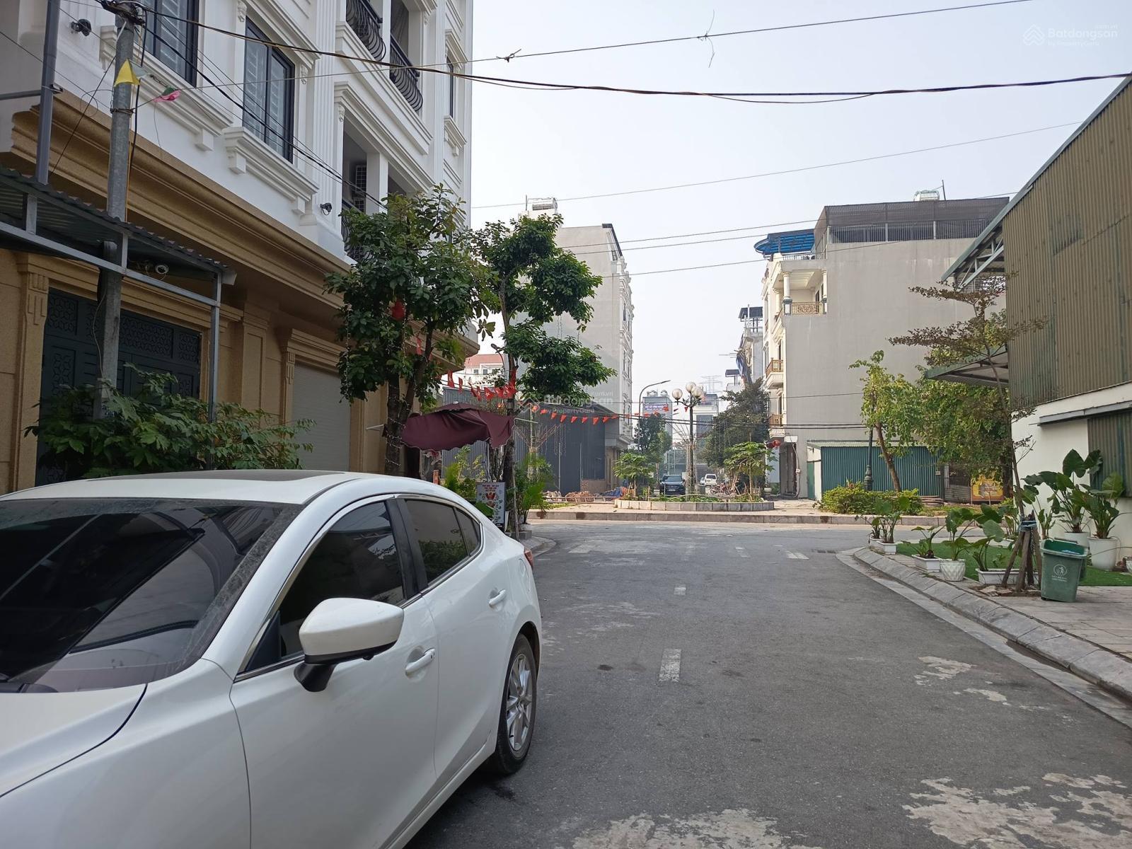 TRẠM BƠM YÊN NGHĨA,HÀ ĐÔNG PHÂN LÔ -KINH DOANH - Ô TÔ TRÁNH,VỈA HÈ- 60M2 - MT 5M. GIÁ HƠN 100 tr/m2