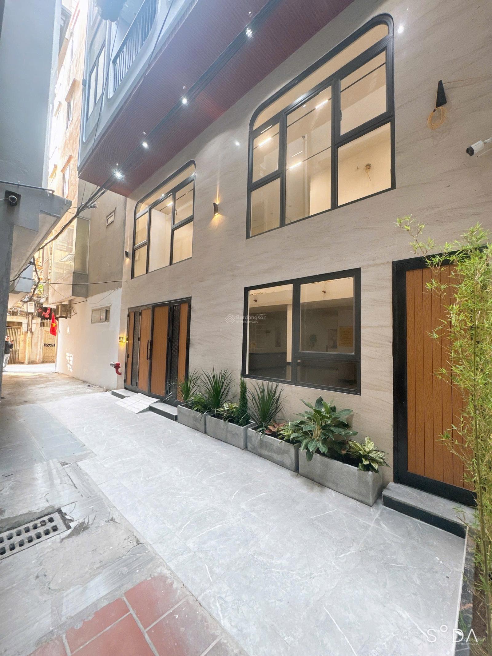 Tòa CCMN Hoàng cầu - Đống Đa - 90m2, 7 tầng, 21pkk, dòng tiền 110tr, PCCC