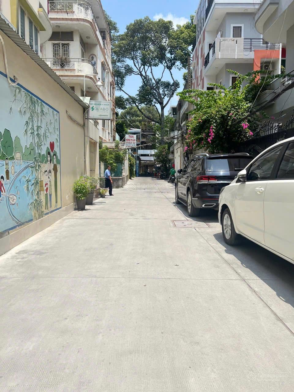 Bán nhà hẻm xe hơi đường Nguyễn Chí Thanh phường 9 quận 5. DT 9x20m - 3 tầng - giá chỉ 30 tỷ