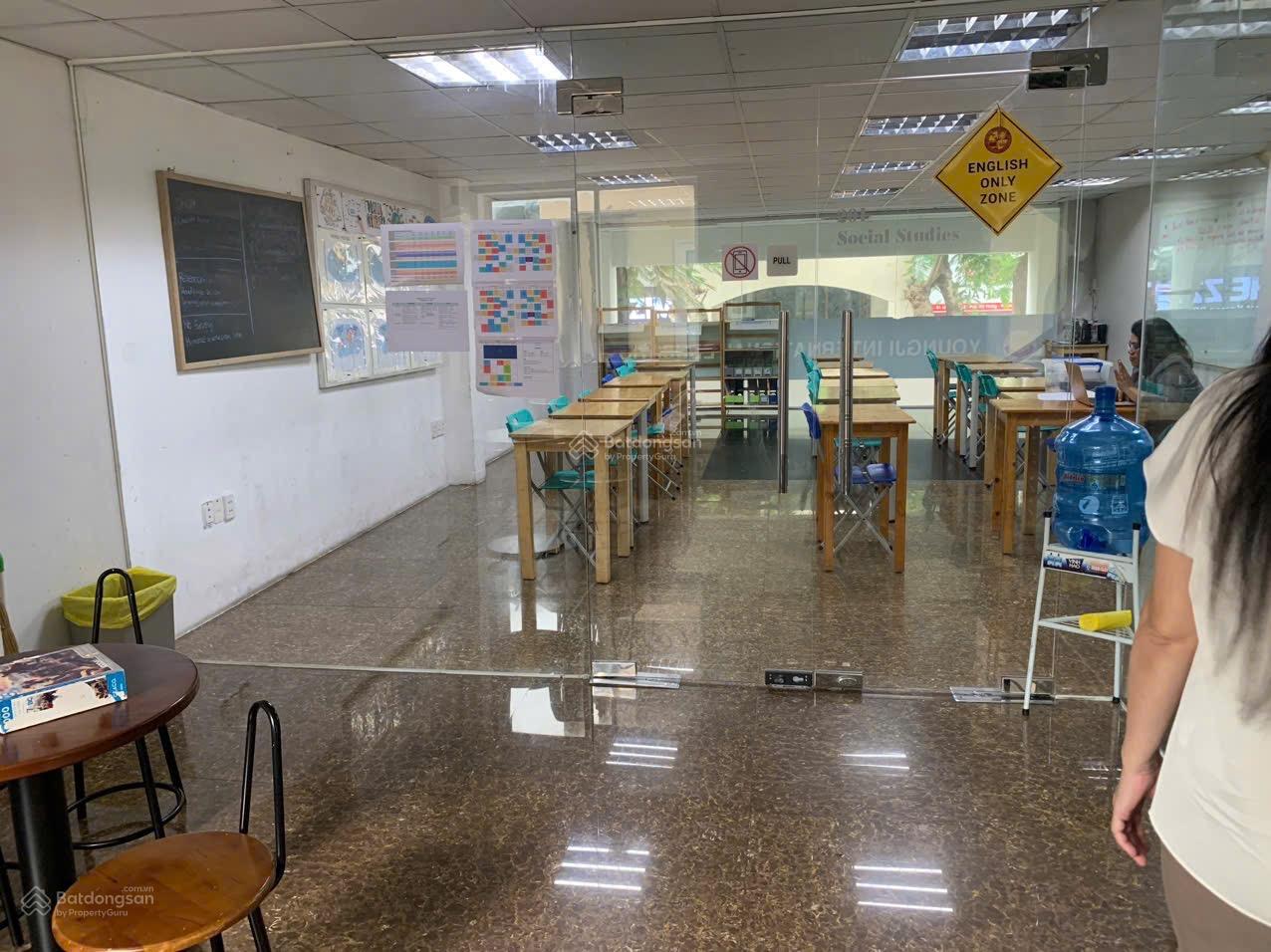 Bán nhà phố tại Phú Mỹ Hưng, sát chung cư sky garden , giá cực tốt Bán nhà phố tại Phú Mỹ Hưng, sát chung cư sky garden , giá cực tốt