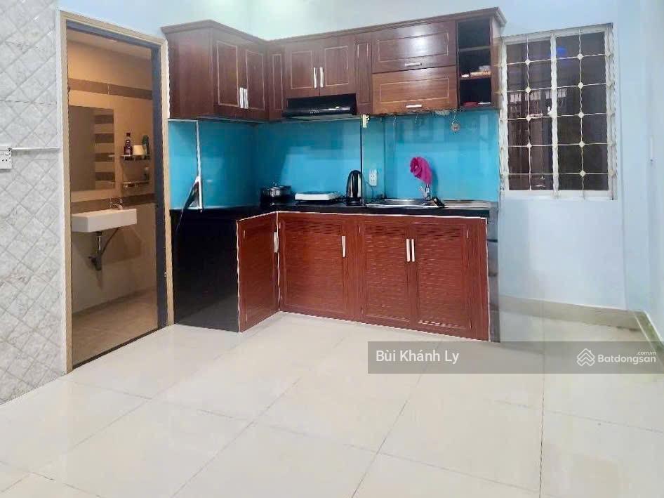 Bán nhà khu vip Phan Đình Phùng thông Trường Sa 3 tầng sân thượng gần sân bay