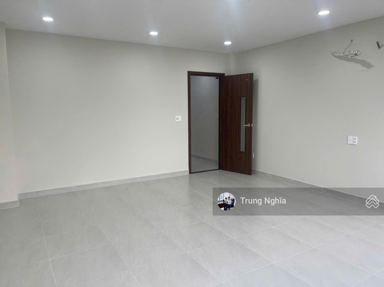 Nhà đường Nam Kỳ Khởi Nghĩa, diện tích: 5x20m hầm nổi 3 tầng cho thuê