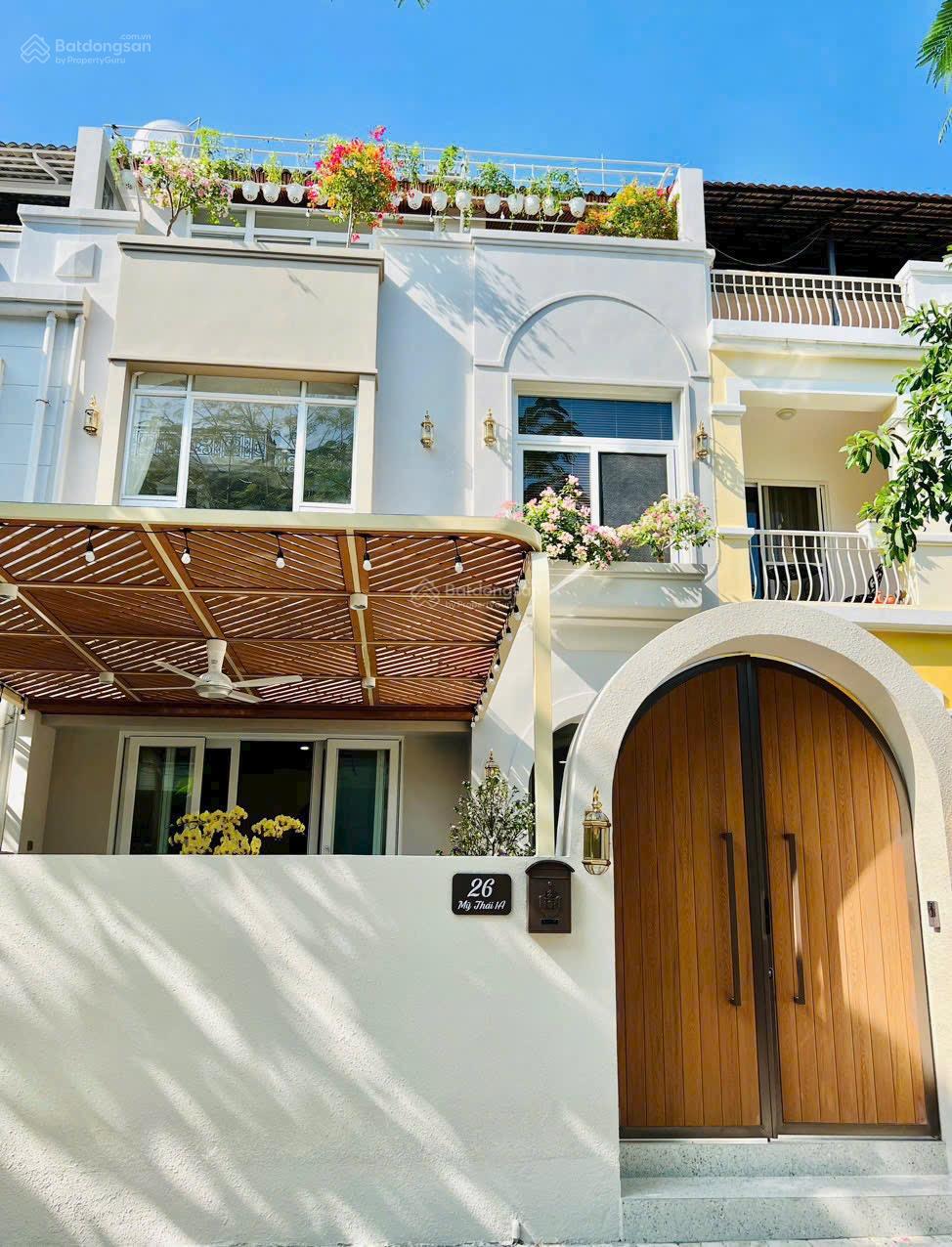 BÁN BIỆT THỰ VƯỜN MỸ THÁI  PHÚ MỸ HƯNG - 126m2 - giá bán 40 Tỷ