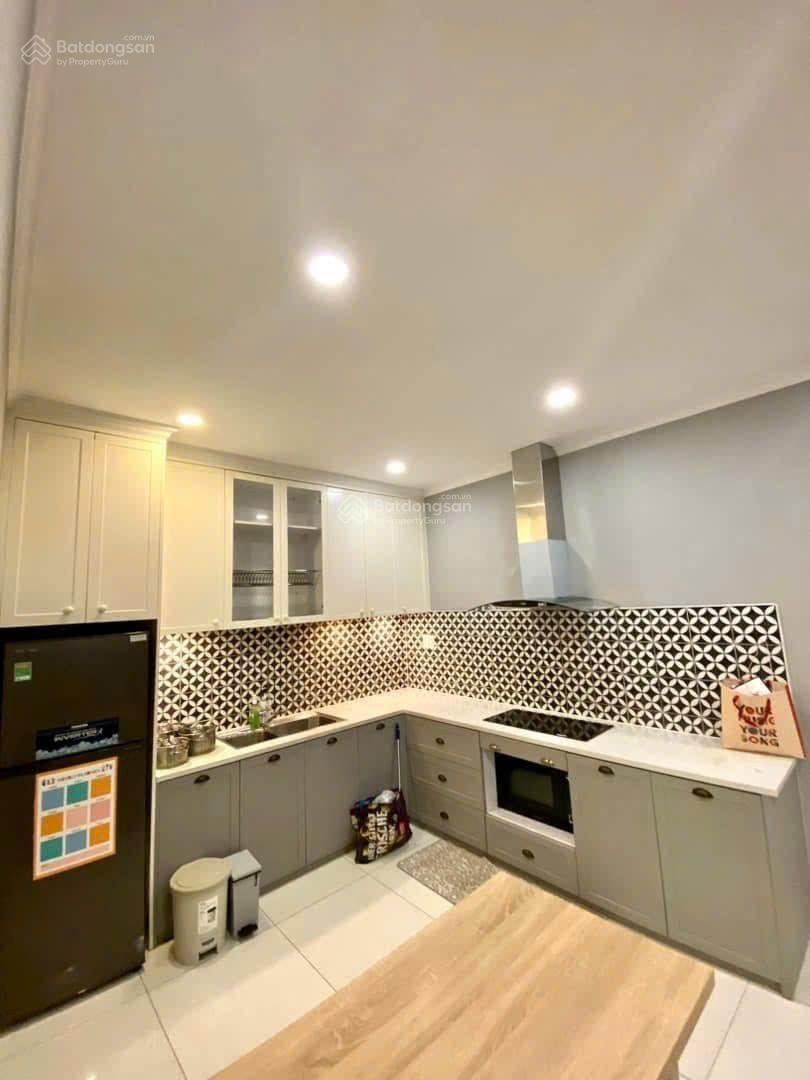 Cho thuê CC Grand Riverside, 17 triệu, 80m2, 2PN, 2WC,full nf đẹp giá tốt, chính chủ ở Q4, HCM