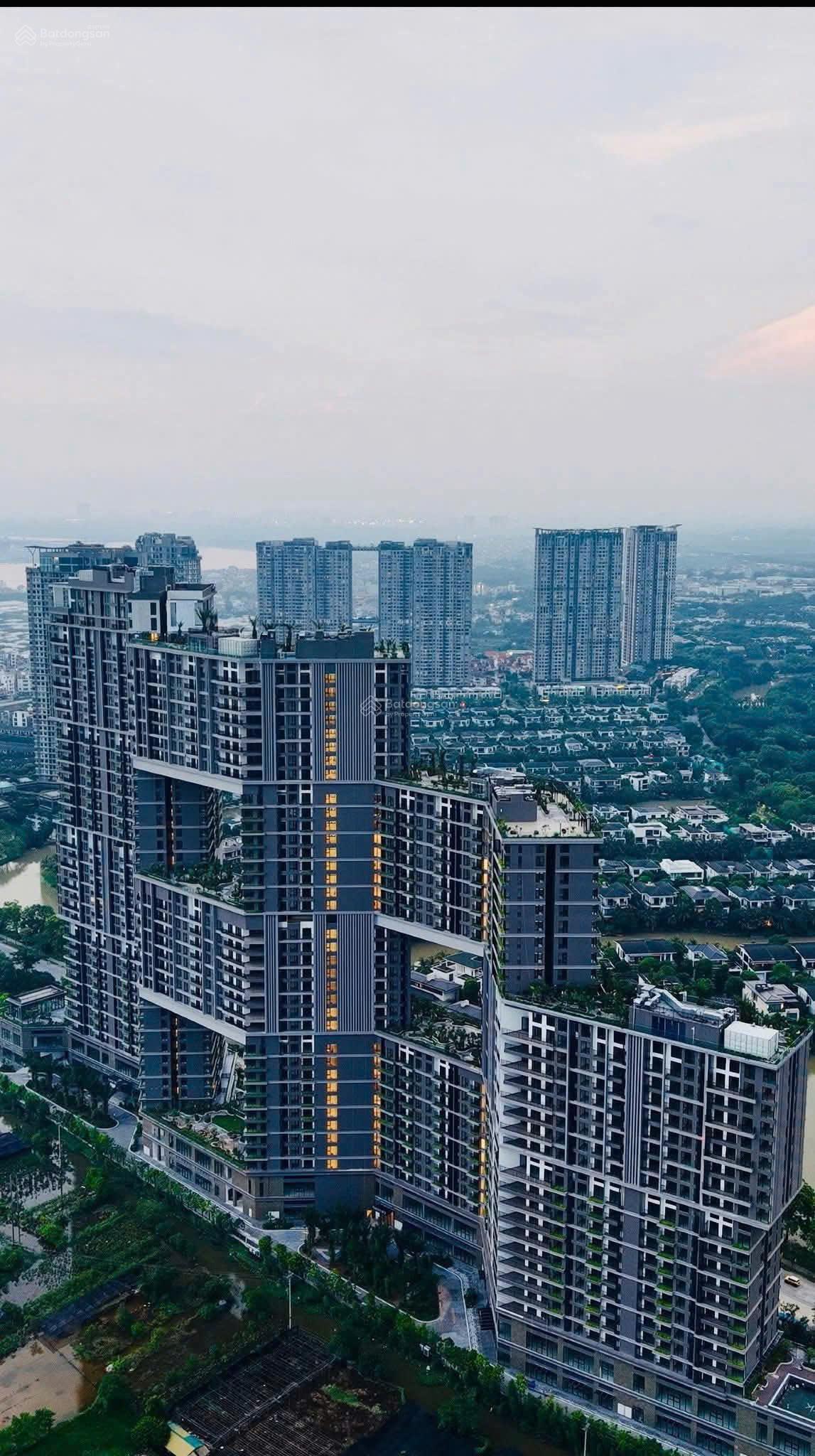 Siêu rẻ: 2PN 96m2 view đảo Ecopark chỉ 68,x triệu/m2. PKD 0918 114 ***