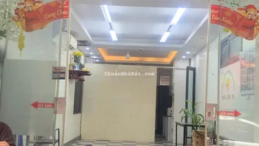 Cho thuê TT tầng 1 đẹp Ngõ đường Lương Khánh Thiện, ô tô đỗ cửa Dt 70m2, 2 ngủ , gđ ở, KD, 9.5tr