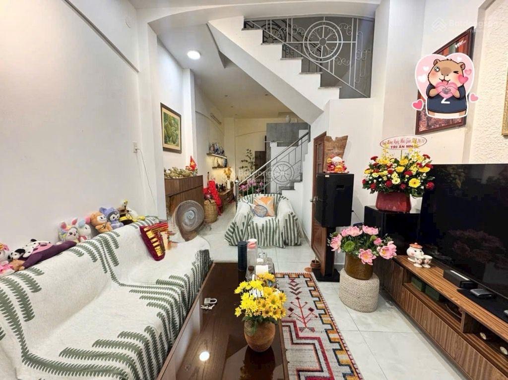 HIẾM- 3,5 x 10 - 4 Tầng-Đang Thuê 17Tr/th-Hẻm Xe Hơi Thông-CẠNH CÔNG VIÊN GIA ĐỊNH-Vuông -CHỈ 8,45T HIẾM- 3,5 x 10 - 4 Tầng-Đang Thuê 17Tr/th-Hẻm Xe Hơi Thông-CẠNH CÔNG VIÊN GIA ĐỊNH-Vuông -CHỈ 8,45T