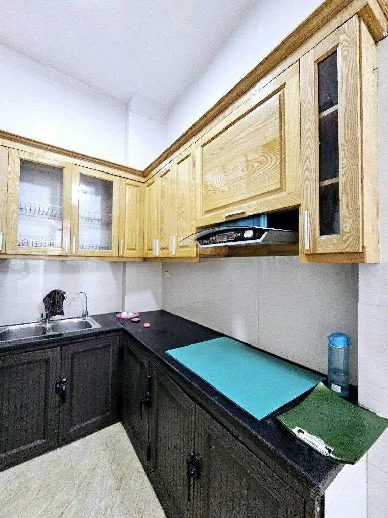 Nhà cực đẹp phố Hoàng Mai, Diện tích 38m2, 5 tầng, mặt tiền 4.4m, ngõ rộng gần phố, chỉ 7.48 tỷ