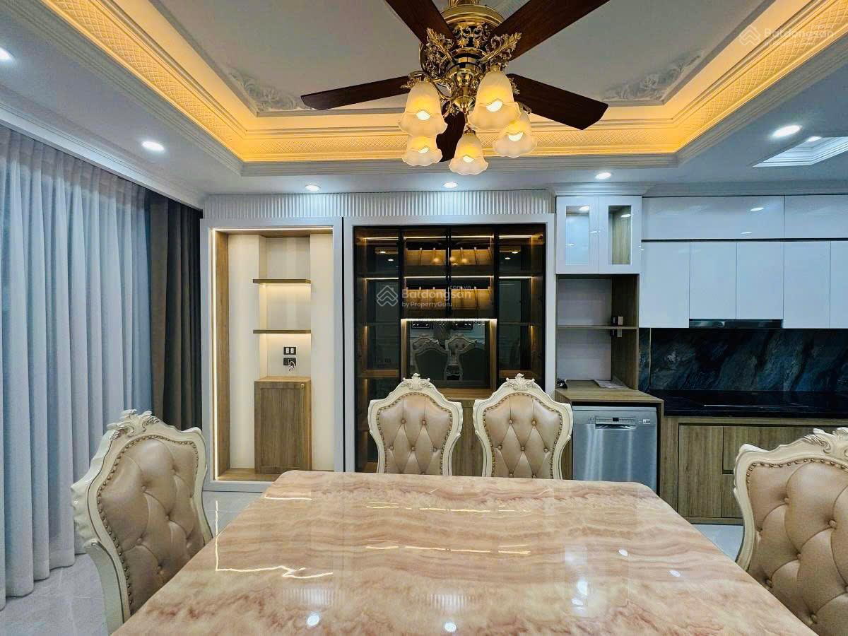 Cực đẹp. Nhà Nguyễn Công Hoan. Ngõ thông, 4 chỗ đỗ sát nhà, ra phố 1 phút, xây mới, TM, 46m2*6T