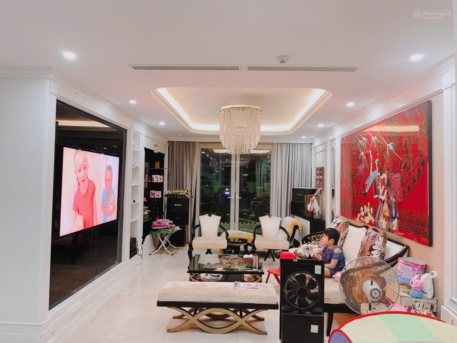 Cho thuê căn hộ 3 Ngủ, 145m2, full đồ đẹp xịn, tại Mandarin Hoàng Minh Giám. Giá 38 triệu/tháng