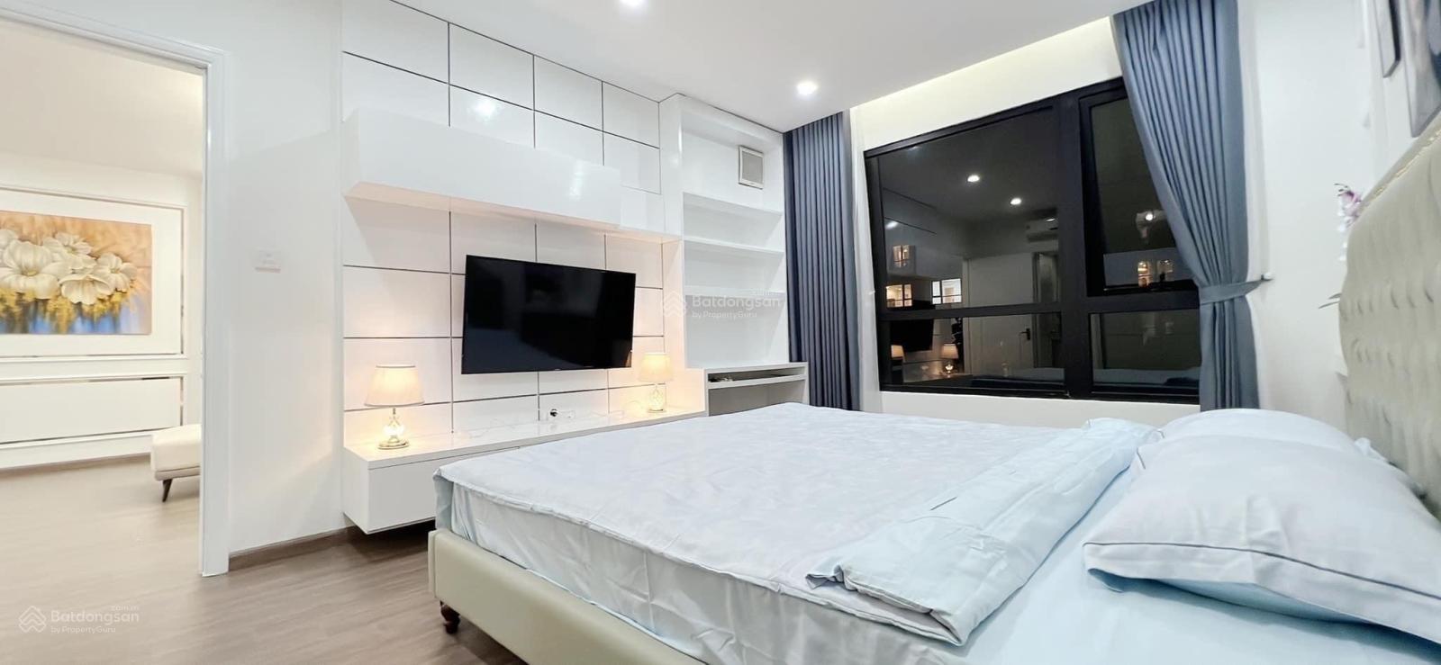 Cho thuê căn hộ 3 Ngủ, 145m2, full đồ đẹp xịn, tại Mandarin Hoàng Minh Giám. Giá 38 triệu/tháng